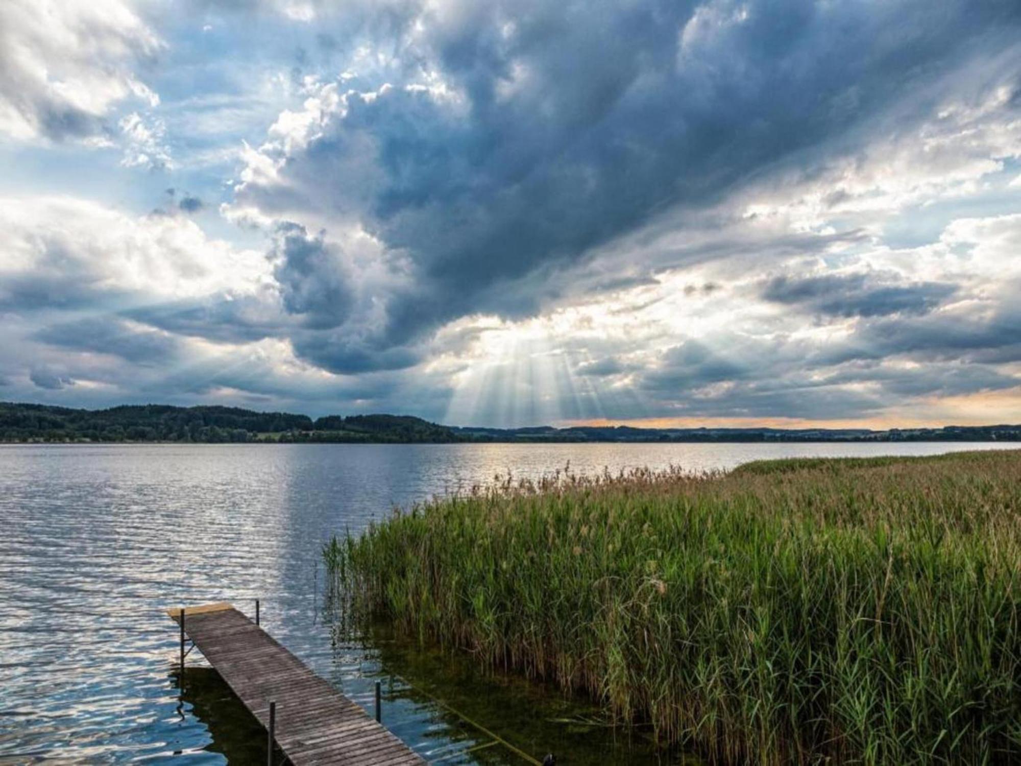 Eco Friendly Chalet Near The Lake In Asten Титмонинг Экстерьер фото